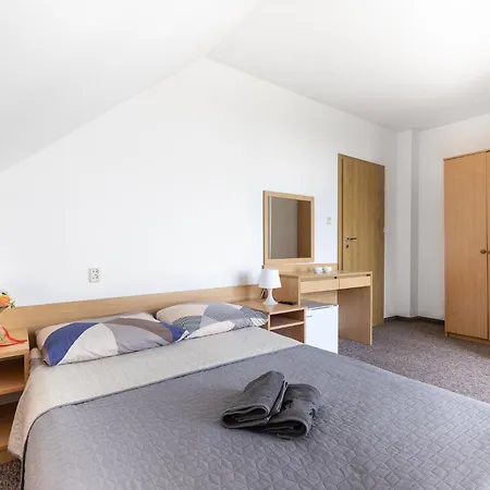 منزل للإقامة Dg Albatros Ii ريفال