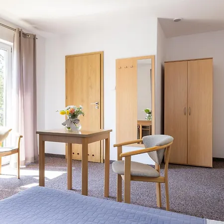 Dg Albatros Ii منزل للإقامة ريفال