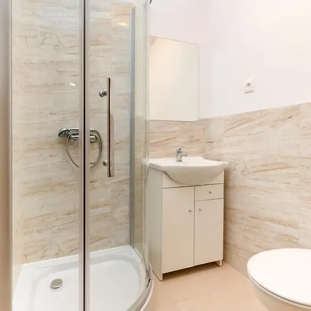 Dg Albatros Ii ريفال