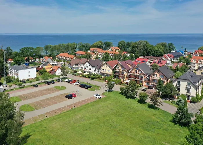 Dg Albatros Ii Проживание в семье *